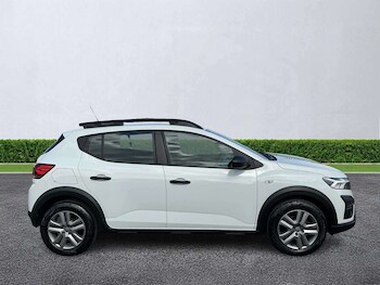 Used Dacia Sandero Stepway 2023 for sale - 78196471: Photo