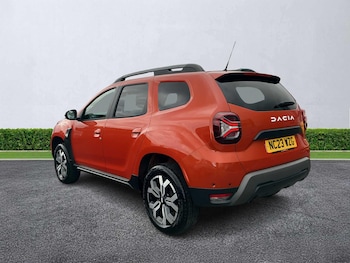 Used Dacia Duster 2023 for sale - 76281192: Photo 2