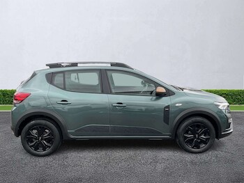 Used Dacia Sandero Stepway 2023 for sale - 78872008: Photo