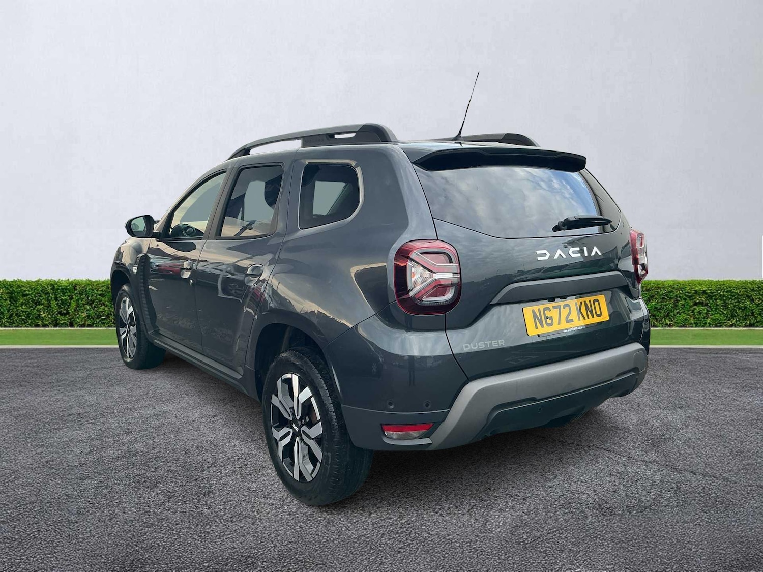 Used Dacia Duster 2023 for sale - 76566554: Photo 2