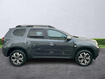 Used Dacia Duster 2023 for sale - 76566554: Photo