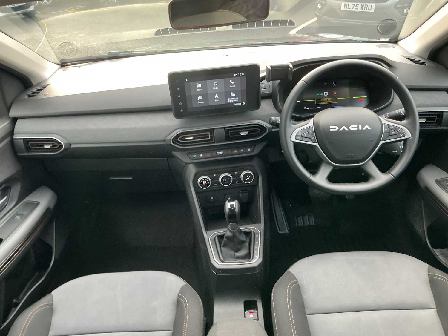 Used Dacia Jogger 2024 for sale - 76555450: Photo 8