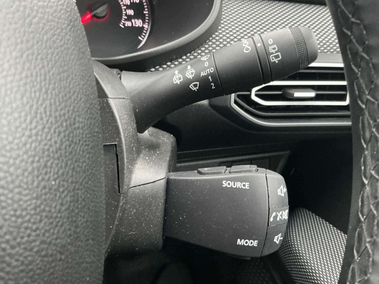 Used Dacia Jogger 2023 for sale - 77061568: Photo 27