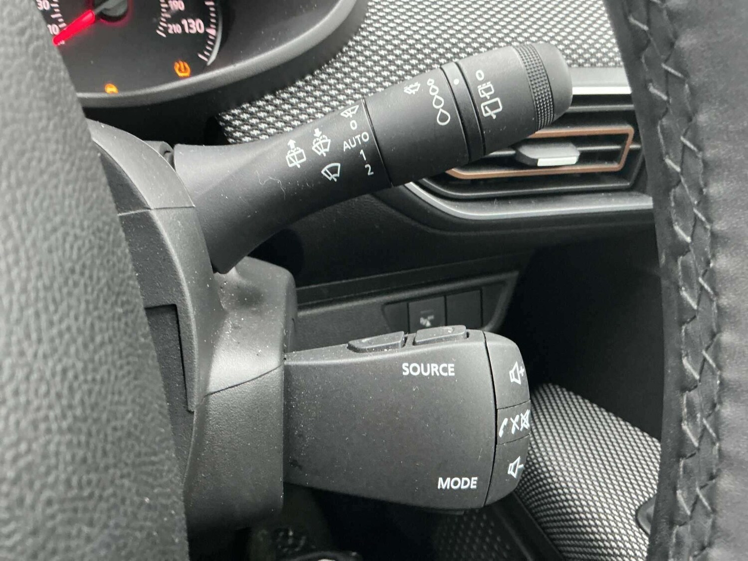 Used Dacia Sandero Stepway 2024 for sale - 77489228: Photo 26