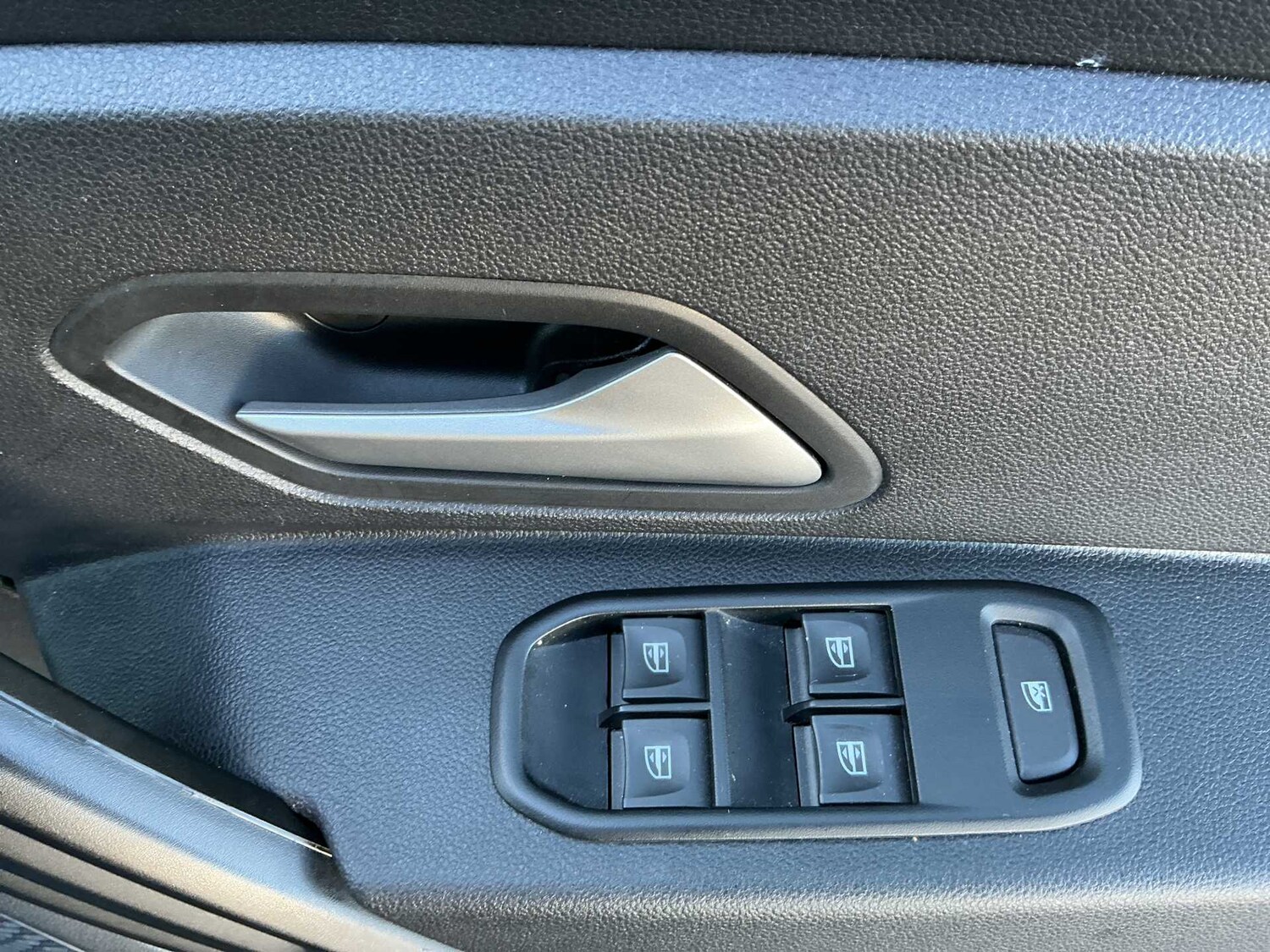 Used Dacia Duster 2023 for sale - 78192123: Photo 20