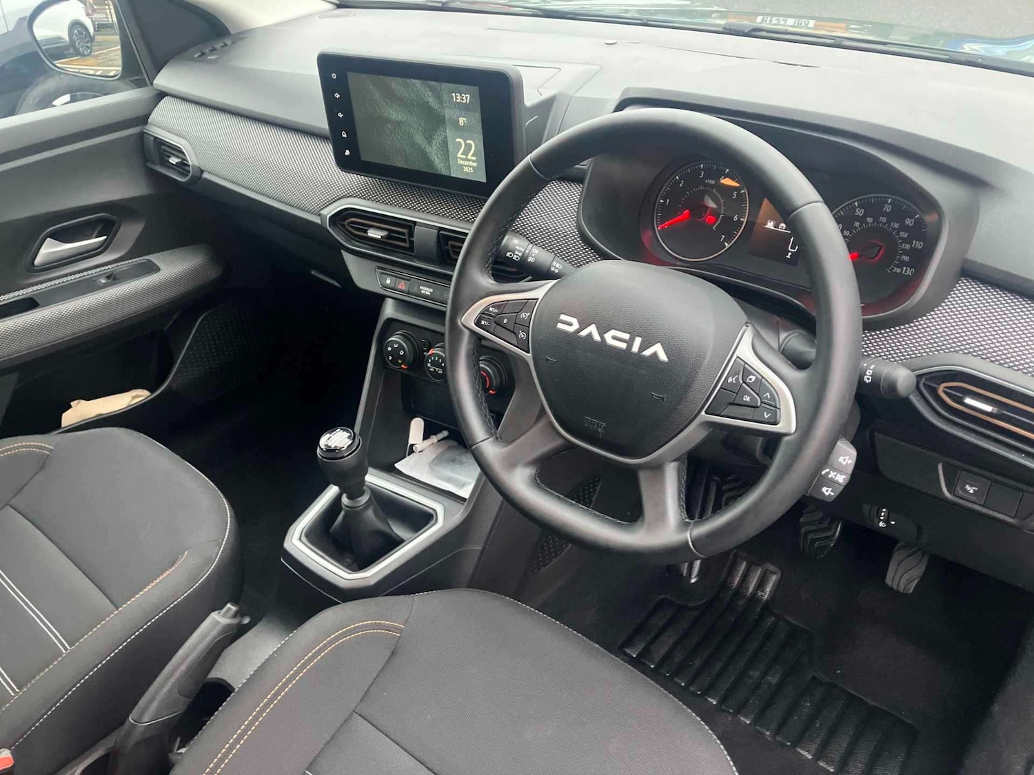 Used Dacia Sandero Stepway 2024 for sale - 77024319: Photo 15