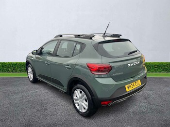 Used Dacia Sandero Stepway 2024 for sale - 77024319: Photo