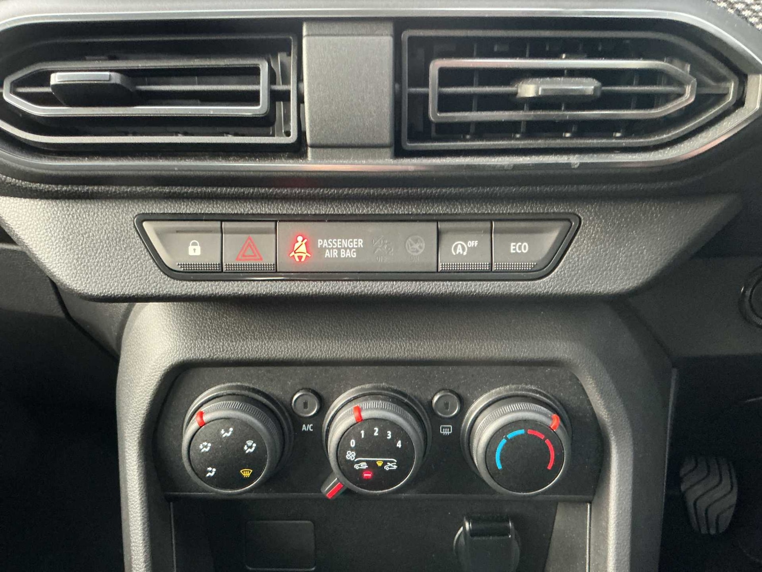 Used Dacia Sandero 2022 for sale - 76455285: Photo 11