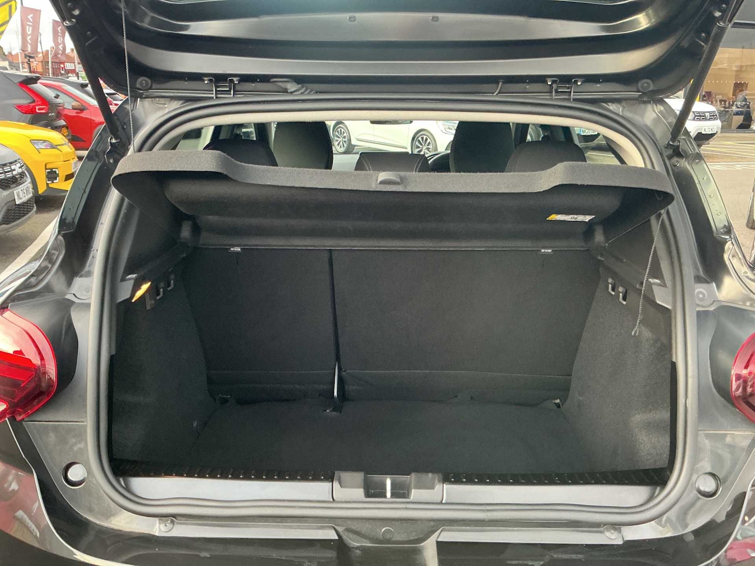 Used Dacia Sandero 2022 for sale - 76455285: Photo 16