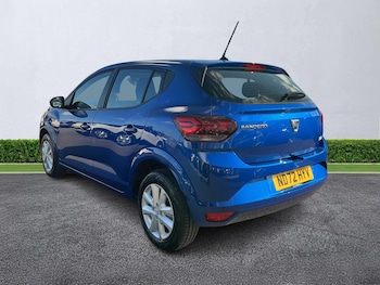 Used Dacia Sandero 2022 for sale - 76040704: Photo 2