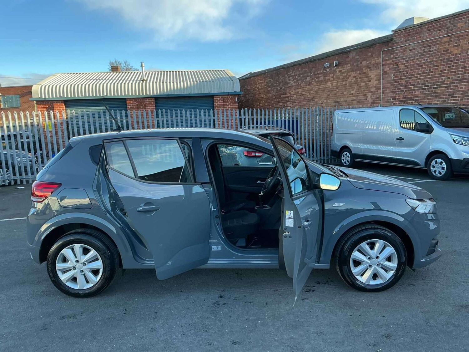 Used Dacia Sandero 2023 for sale - 77089999: Photo 32