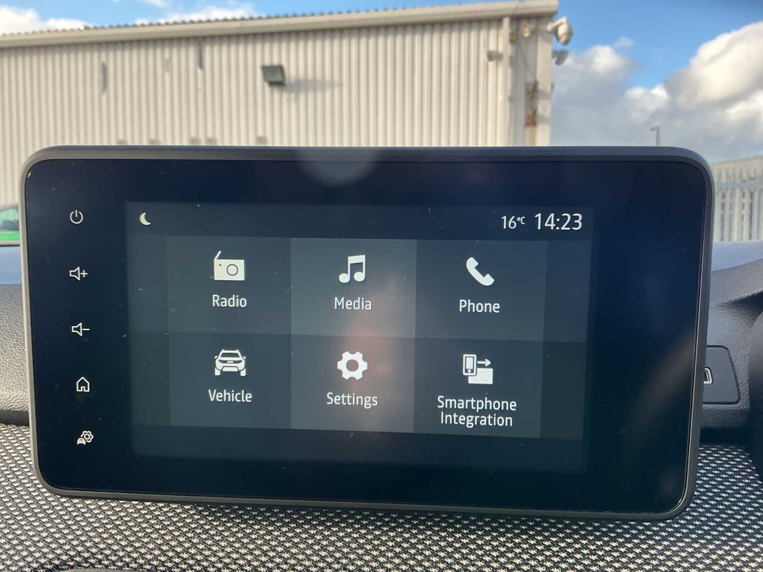 Used Dacia Sandero Stepway 2024 for sale - 76449644: Photo 22