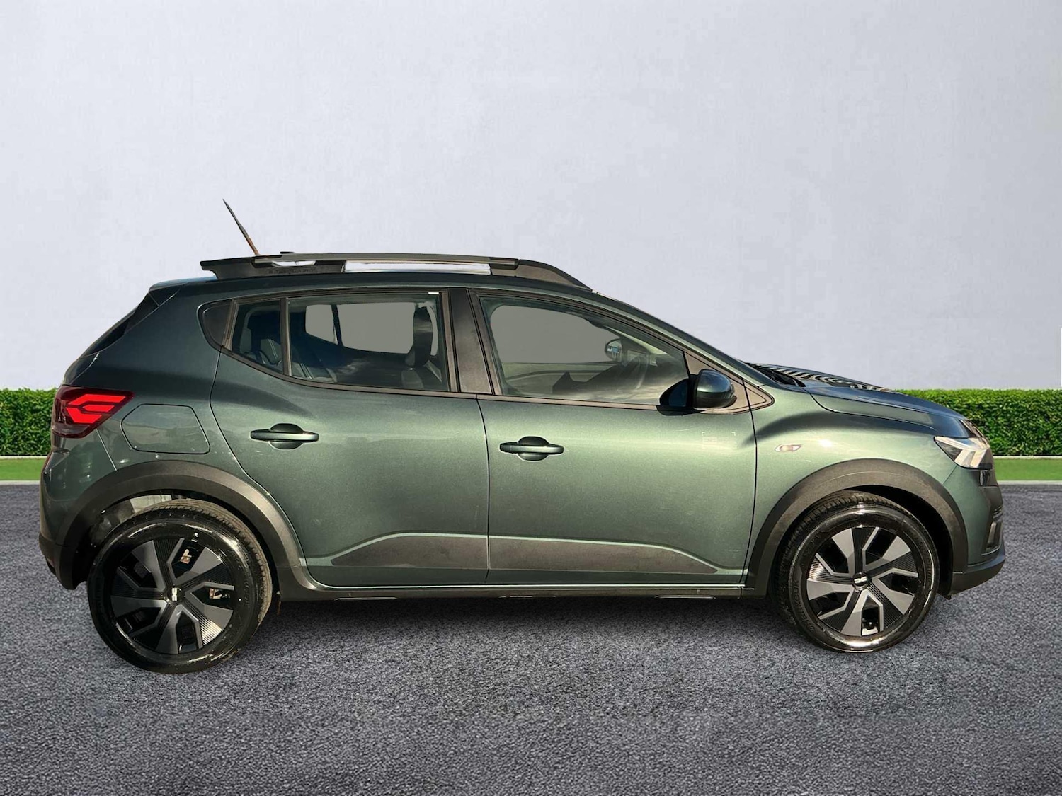 Used Dacia Sandero Stepway 2024 for sale - 76449644: Photo 3