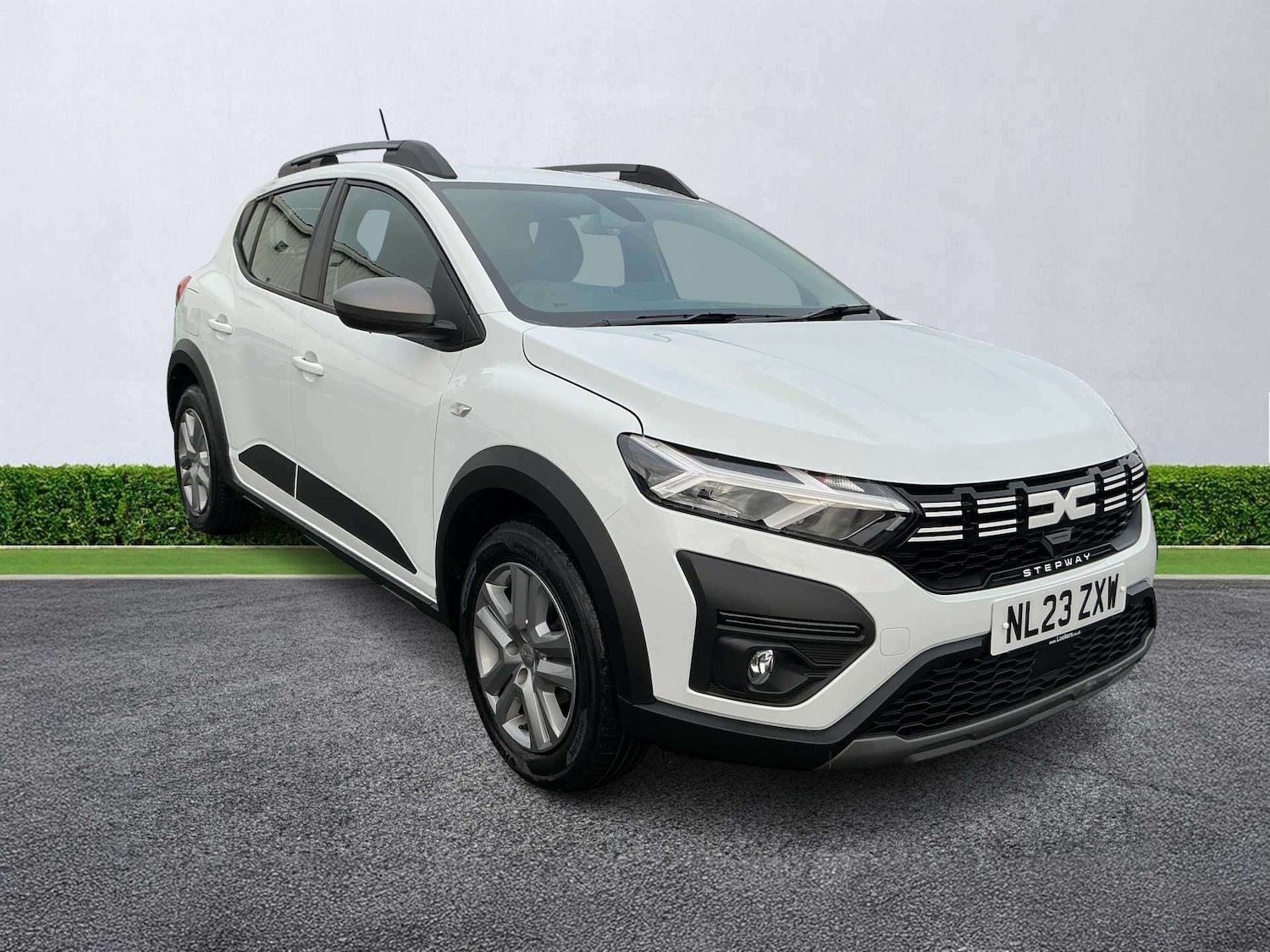 Used Dacia Sandero Stepway 2023 for sale - 77070007: Photo 2