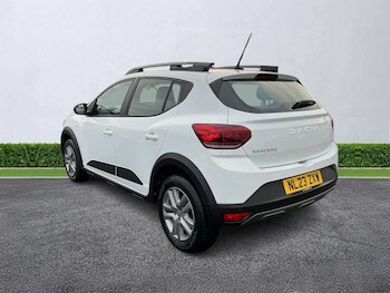 Used Dacia Sandero Stepway 2023 for sale - 77070007: Photo
