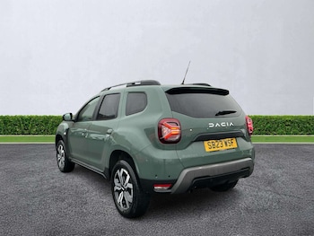 Used Dacia Duster 2023 for sale - 77065760: Photo