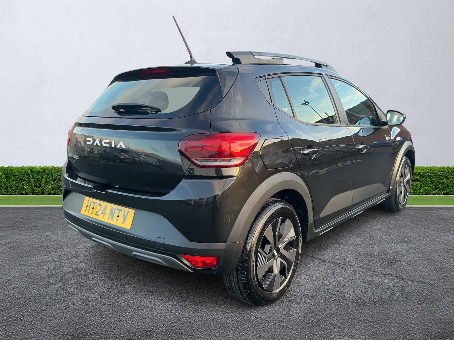 Used Dacia Sandero Stepway 2024 for sale - 76963497: Photo 17