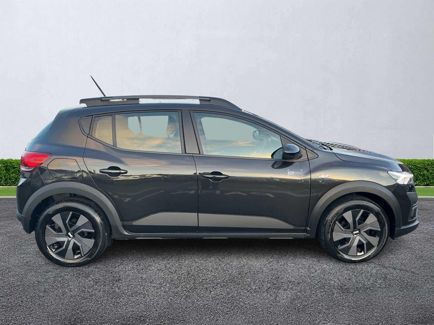 Used Dacia Sandero Stepway 2024 for sale - 76963497: Photo 3