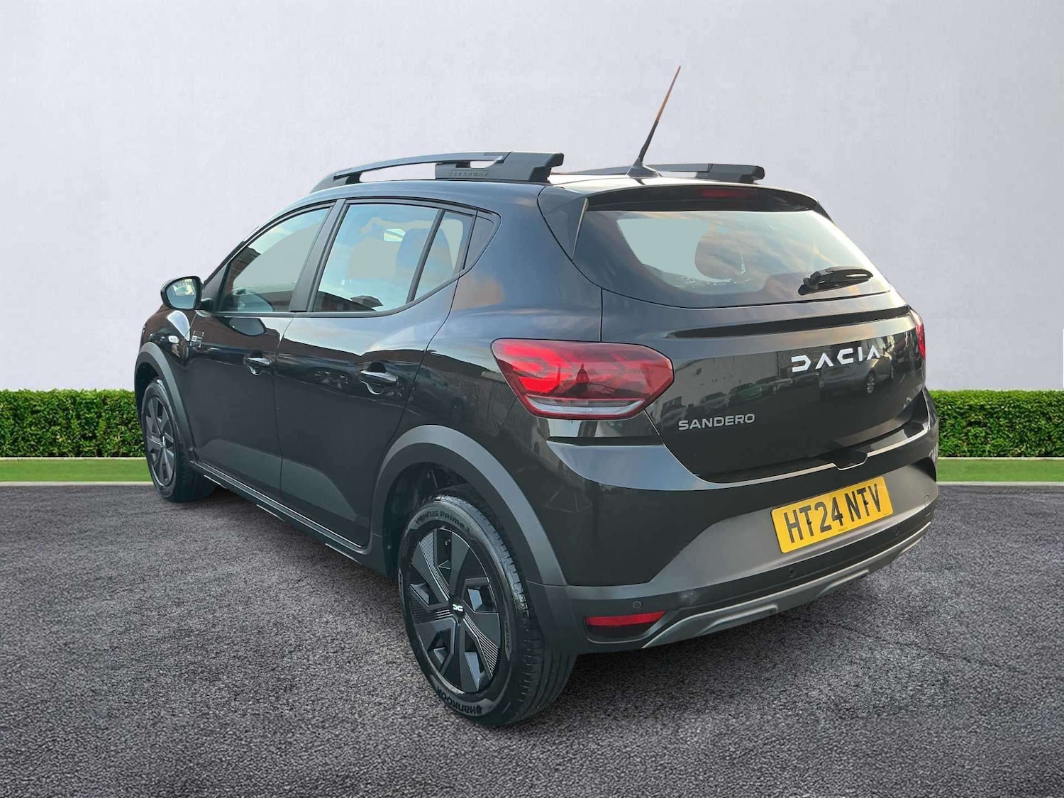 Used Dacia Sandero Stepway 2024 for sale - 77487631: Photo 2