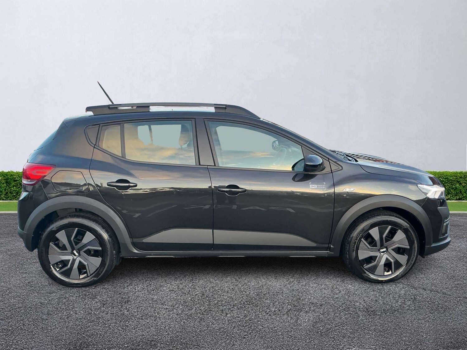 Used Dacia Sandero Stepway 2024 for sale - 77487631: Photo 3