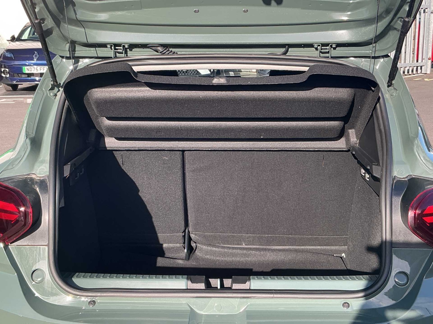 Used Dacia Sandero Stepway 2024 for sale - 76449596: Photo 16