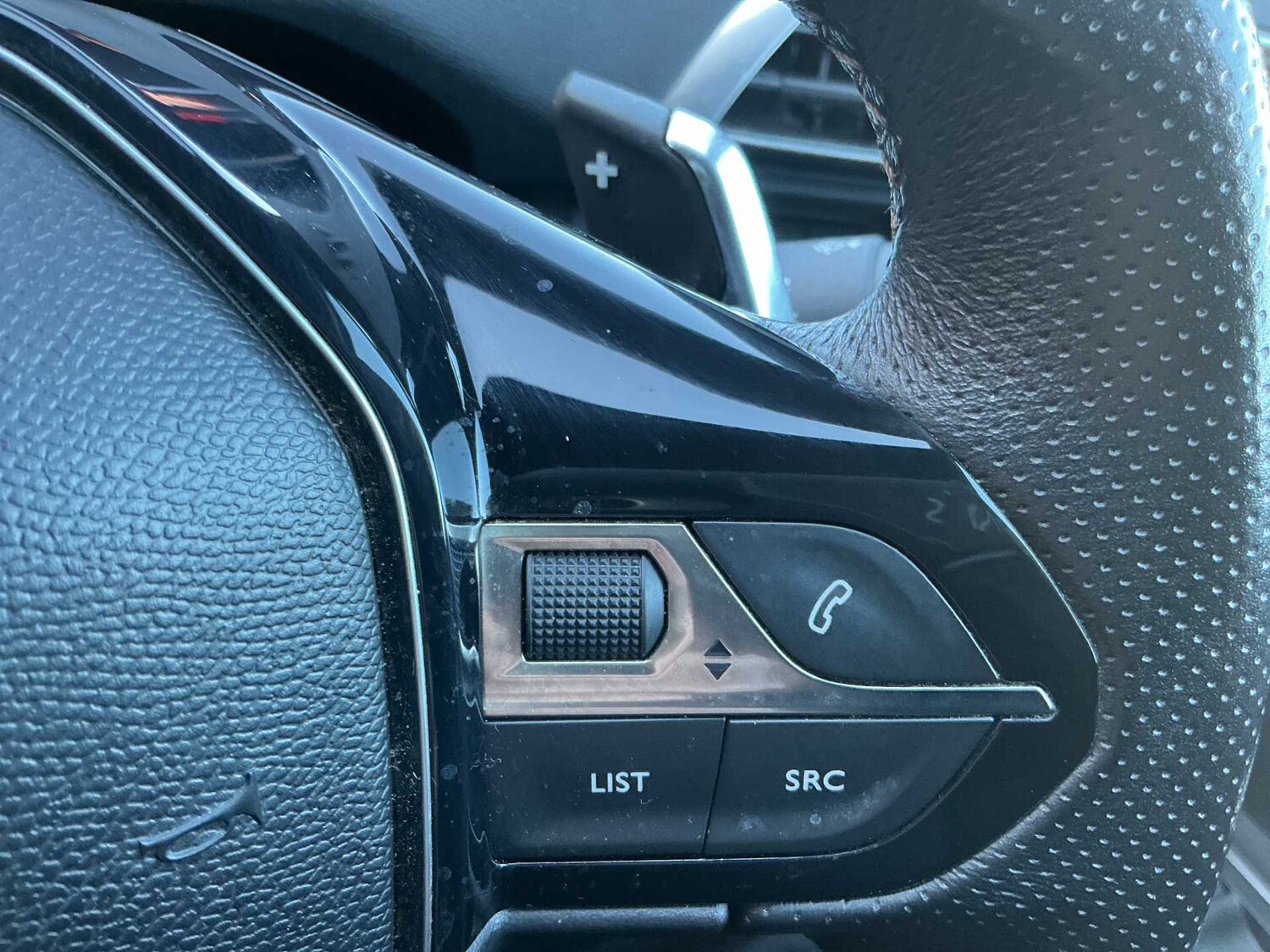 Used Peugeot 3008 2018 for sale - 78198125: Photo 23