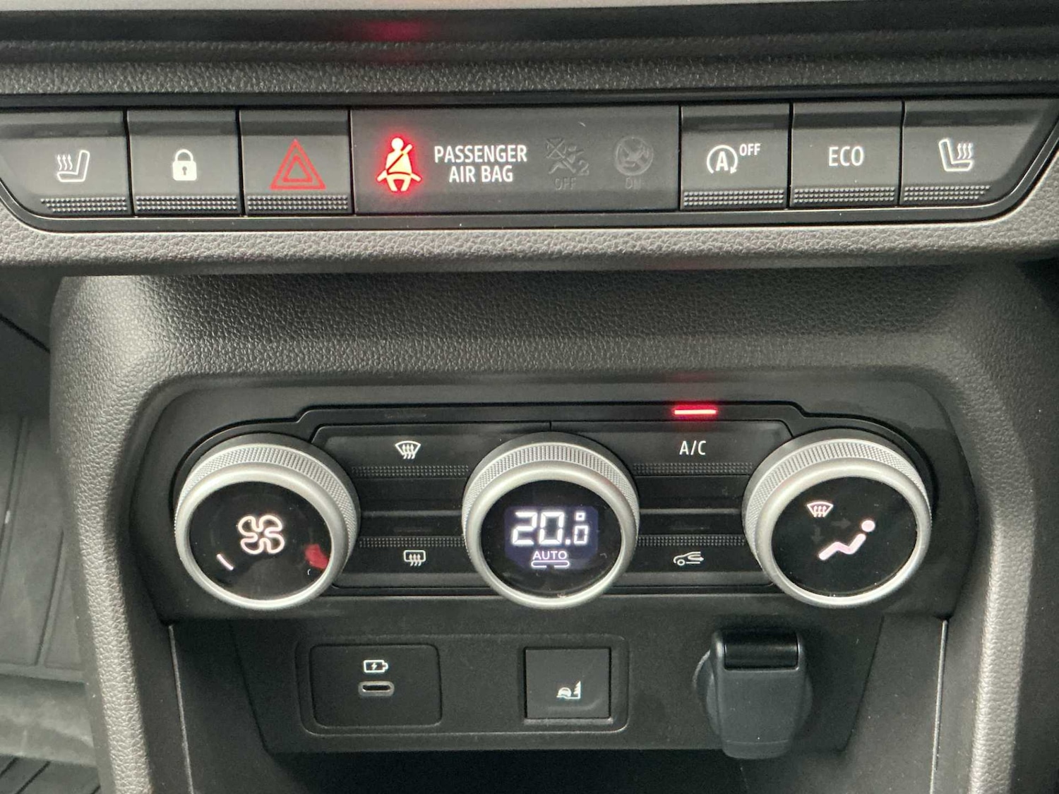 Used Dacia Sandero Stepway 2024 for sale - 76275118: Photo 11