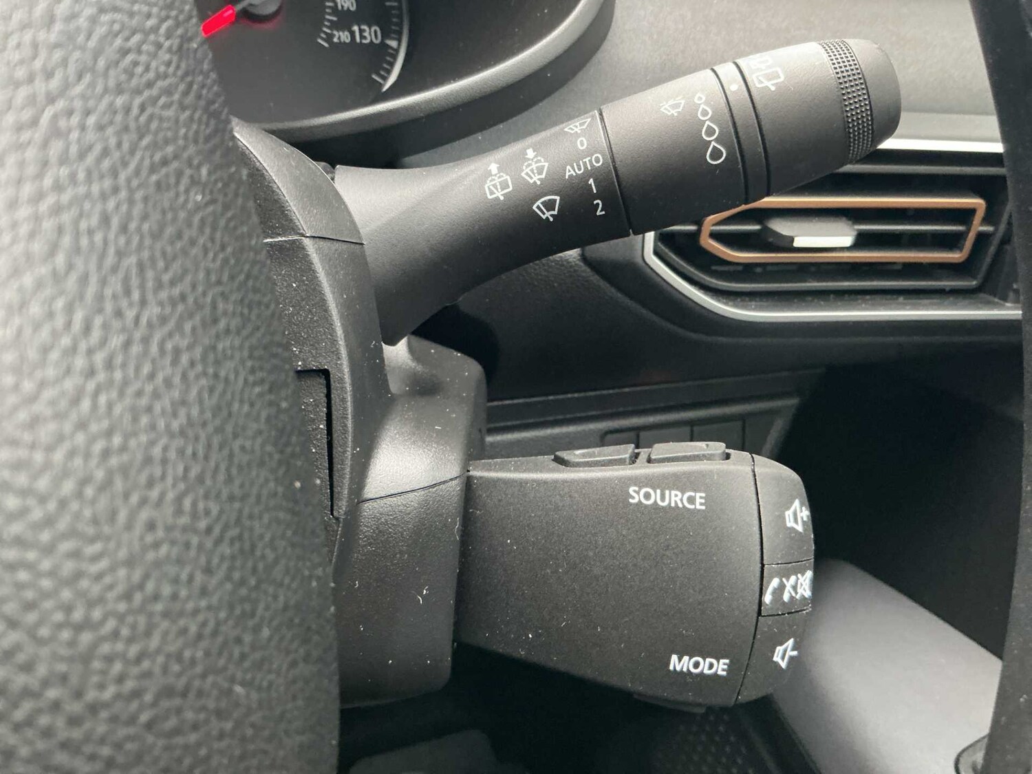 Used Dacia Sandero Stepway 2024 for sale - 76275118: Photo 26