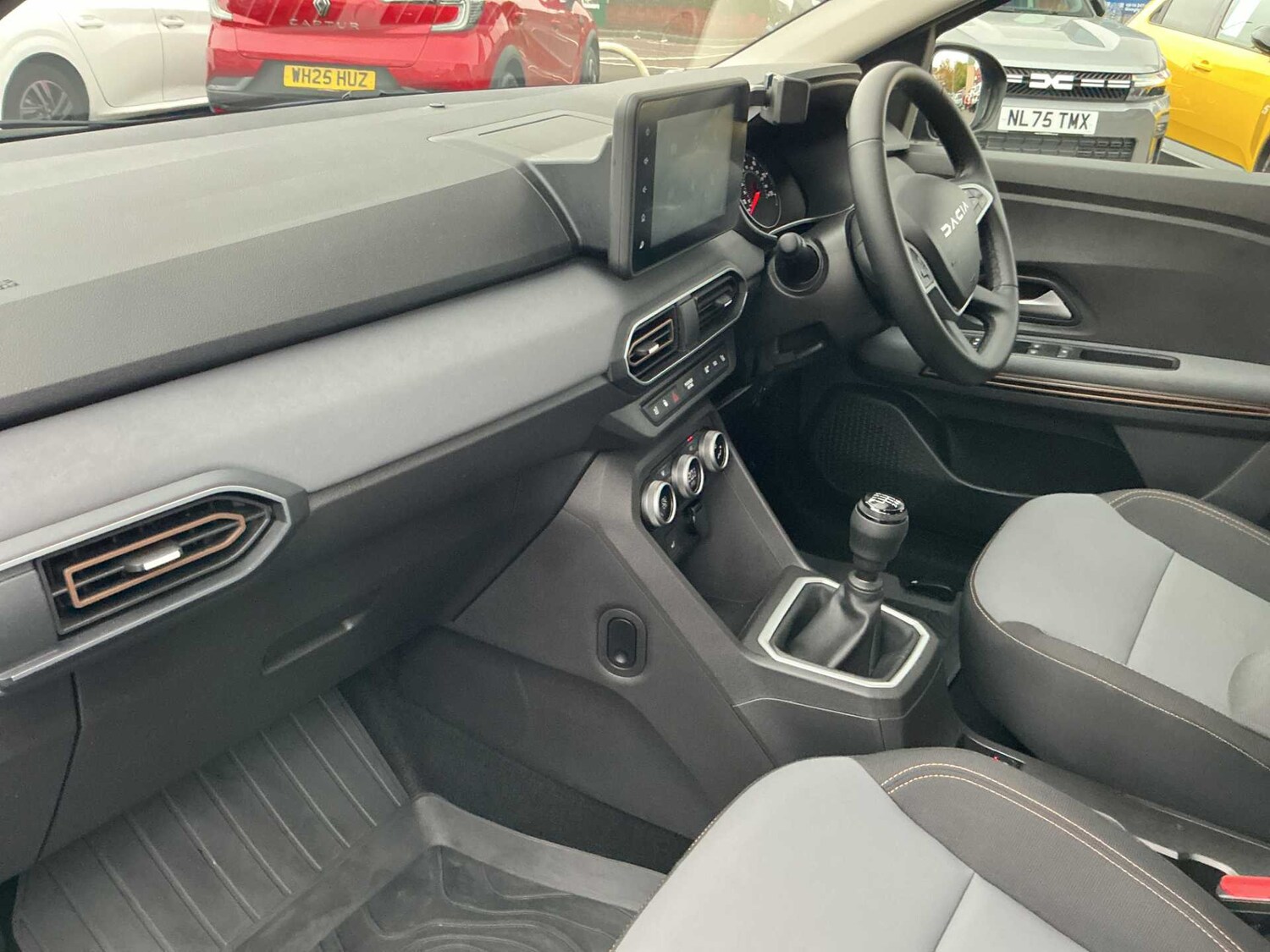 Used Dacia Sandero Stepway 2024 for sale - 76275118: Photo 7