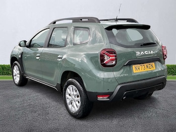 Used Dacia Duster 2023 for sale - 78565496: Photo