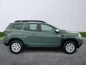 Used Dacia Duster 2023 for sale - 78565496: Photo