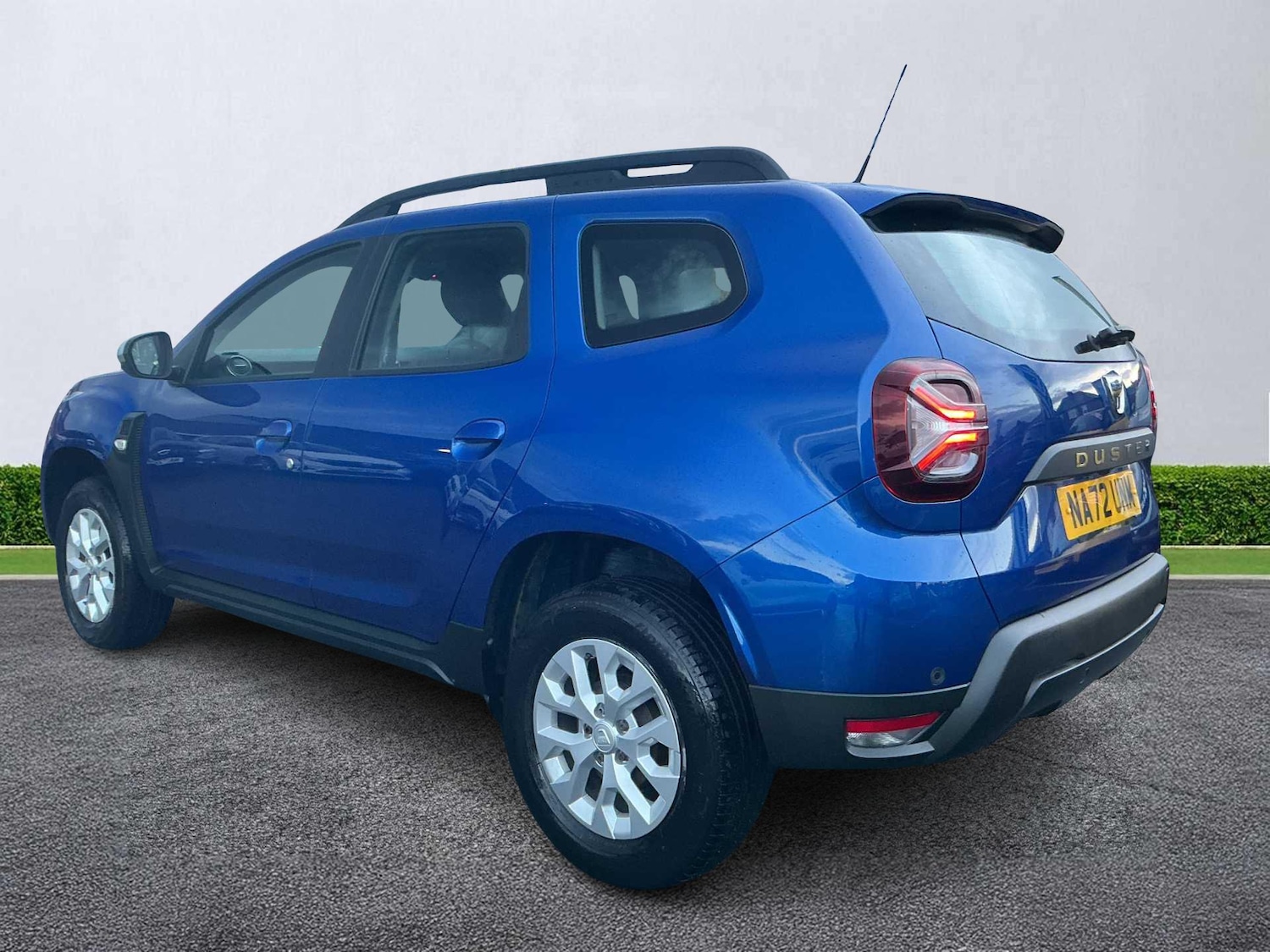 Used Dacia Duster 2022 for sale - 76687371: Photo 2