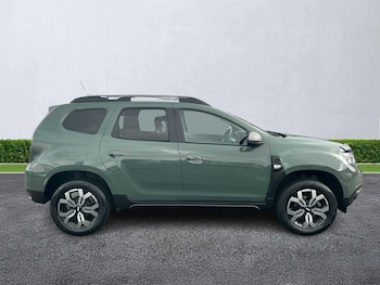 Used Dacia Duster 2024 for sale - 76449597: Photo