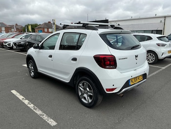 Used Dacia Sandero Stepway 2018 for sale - 79185578: Photo