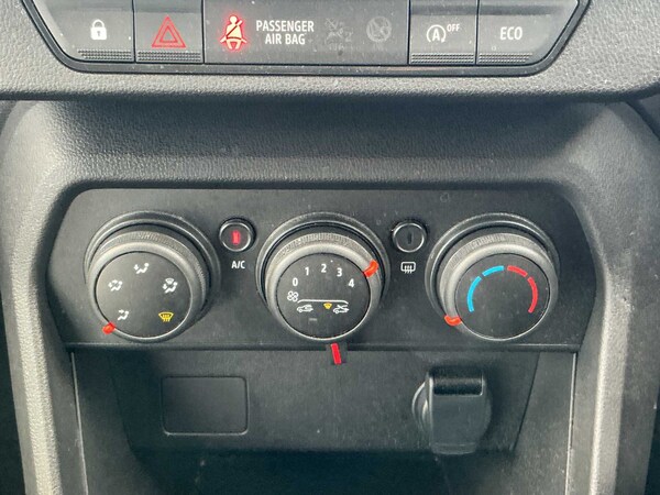 Used Dacia Sandero 2023 for sale - 76257793: Photo 11