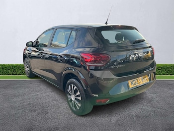 Used Dacia Sandero 2023 for sale - 76257793: Photo 2