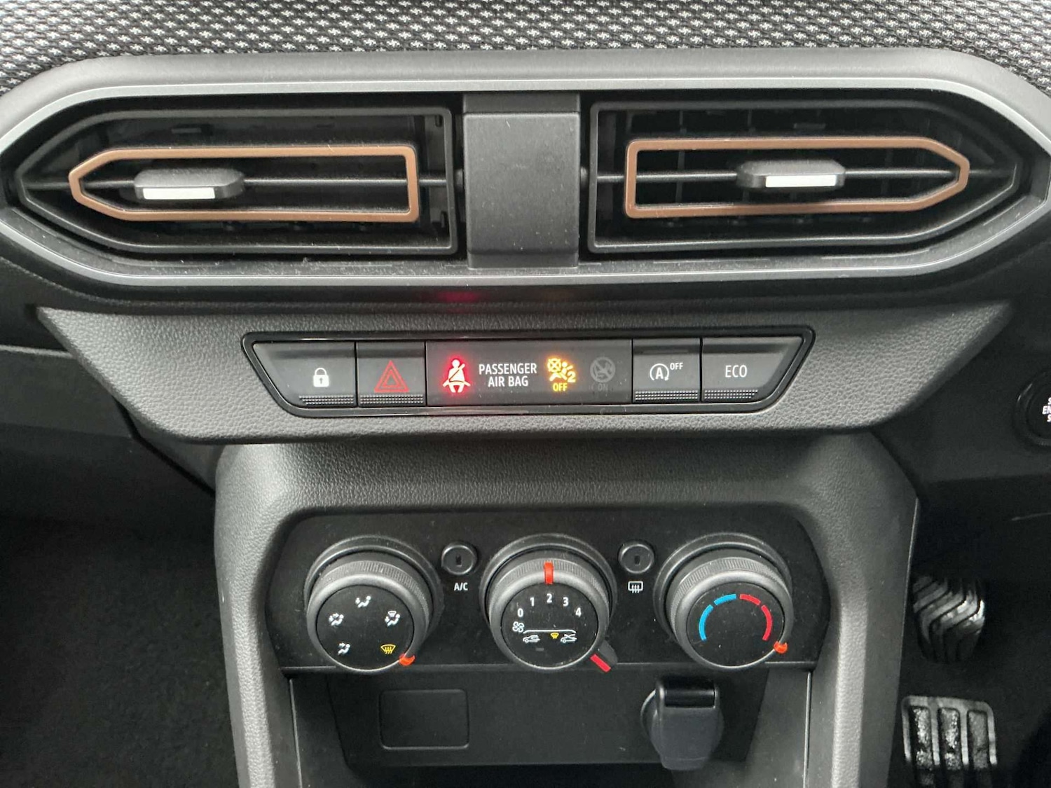 Used Dacia Sandero Stepway 2024 for sale - 77024260: Photo 12