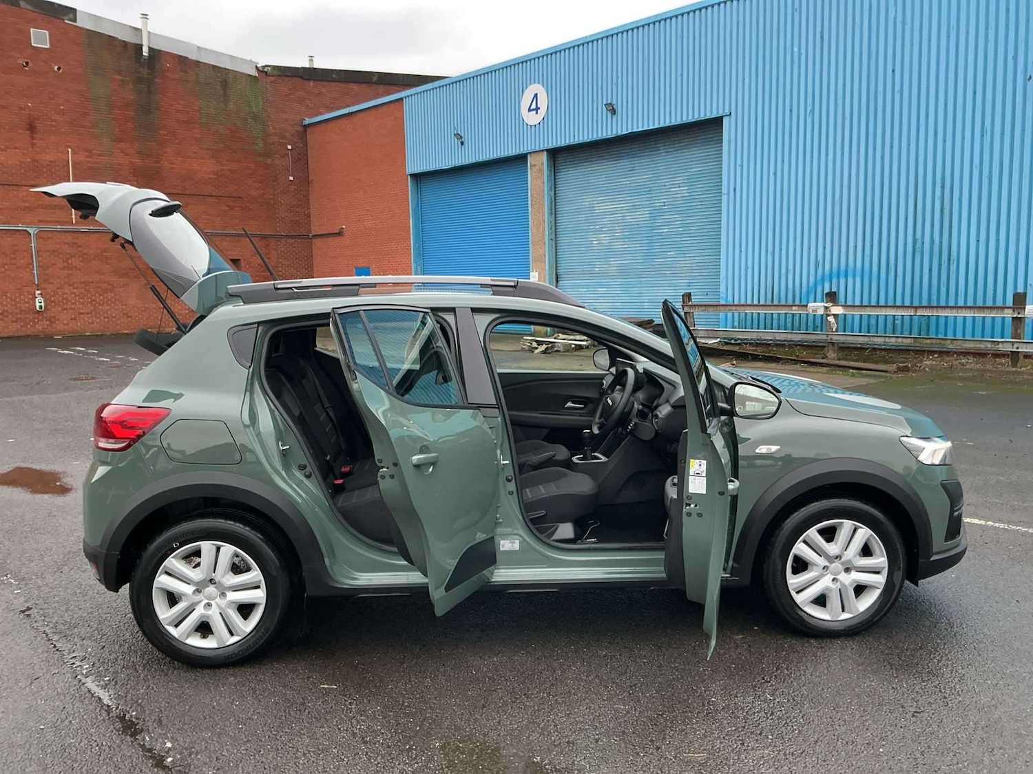 Used Dacia Sandero Stepway 2024 for sale - 77024260: Photo 34