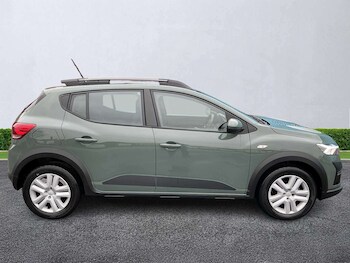 Used Dacia Sandero Stepway 2024 for sale - 77024260: Photo