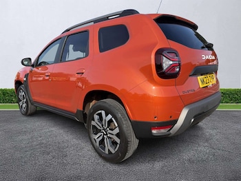Used Dacia Duster 2023 for sale - 79527073: Photo