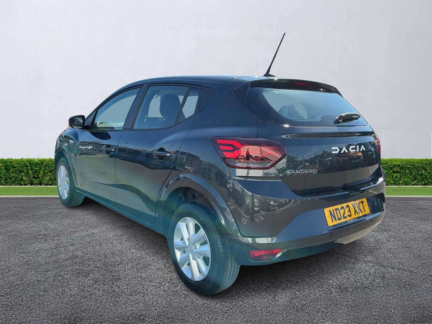 Used Dacia Sandero 2023 for sale - 78196105: Photo 2