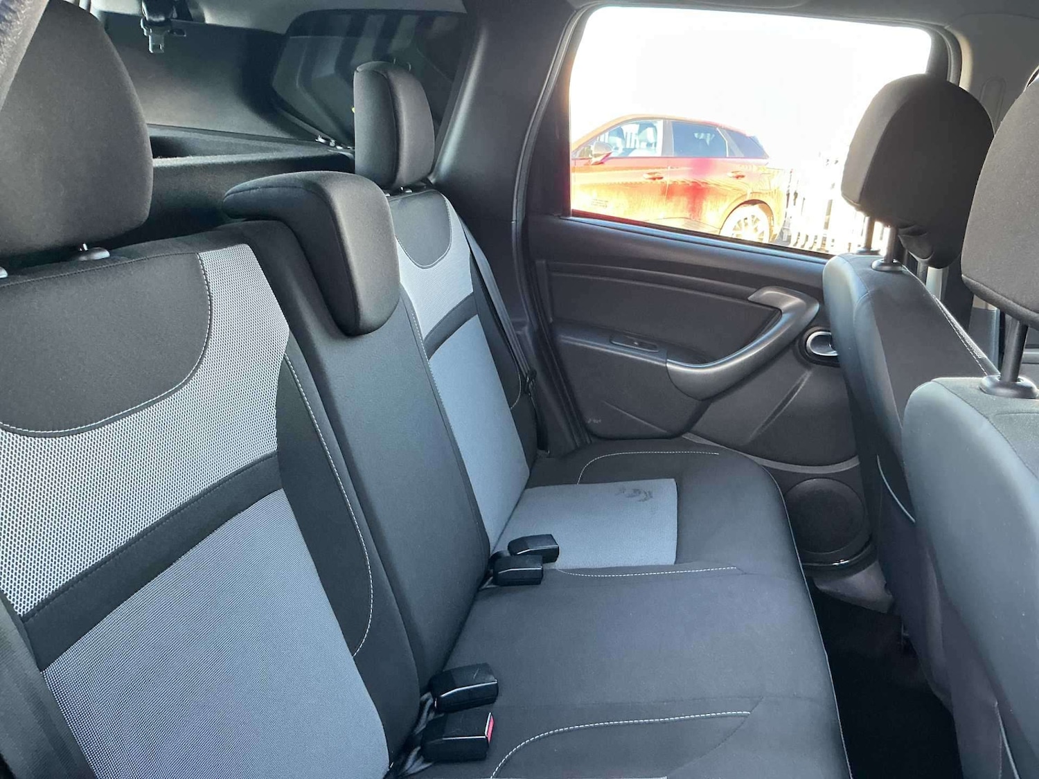 Used Dacia Duster 2018 for sale - 77078047: Photo 16