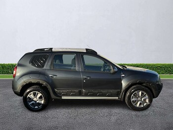 Used Dacia Duster 2018 for sale - 77078047: Photo