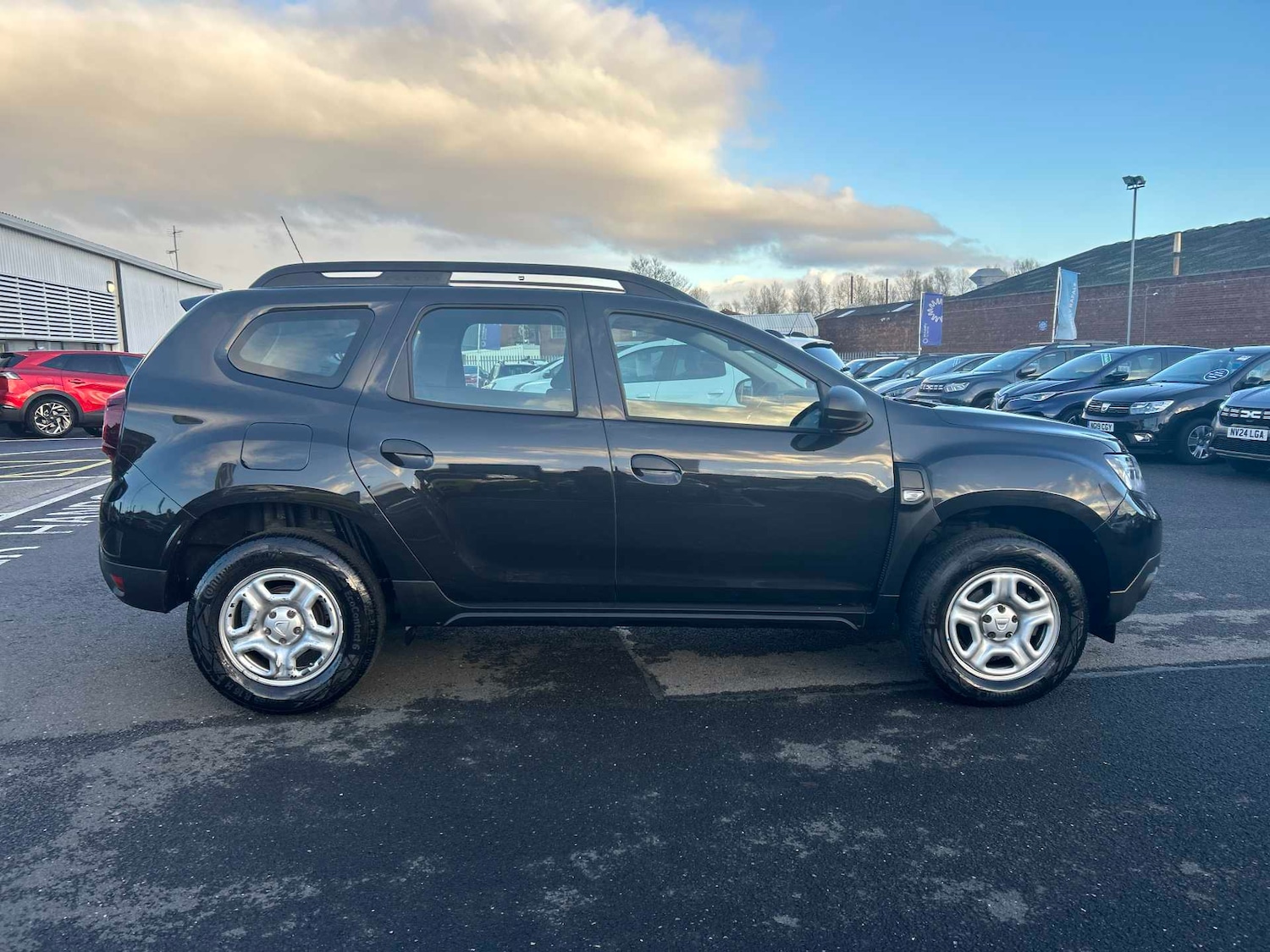 Used Dacia Duster 2021 for sale - 76699441: Photo 3