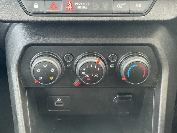 Used Dacia Sandero 2022 for sale - 76182505: Photo 11