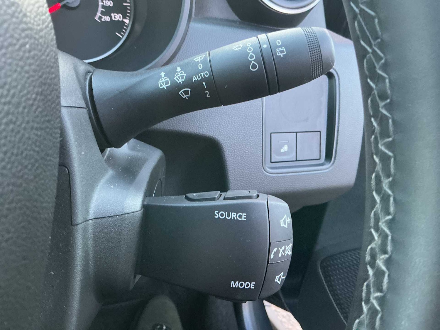 Used Dacia Duster 2023 for sale - 76799366: Photo 26