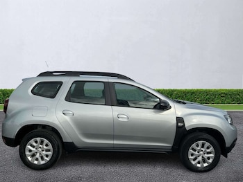 Used Dacia Duster 2022 for sale - 78673950: Photo