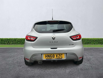 Used Renault Clio 2018 for sale - 76365086: Photo