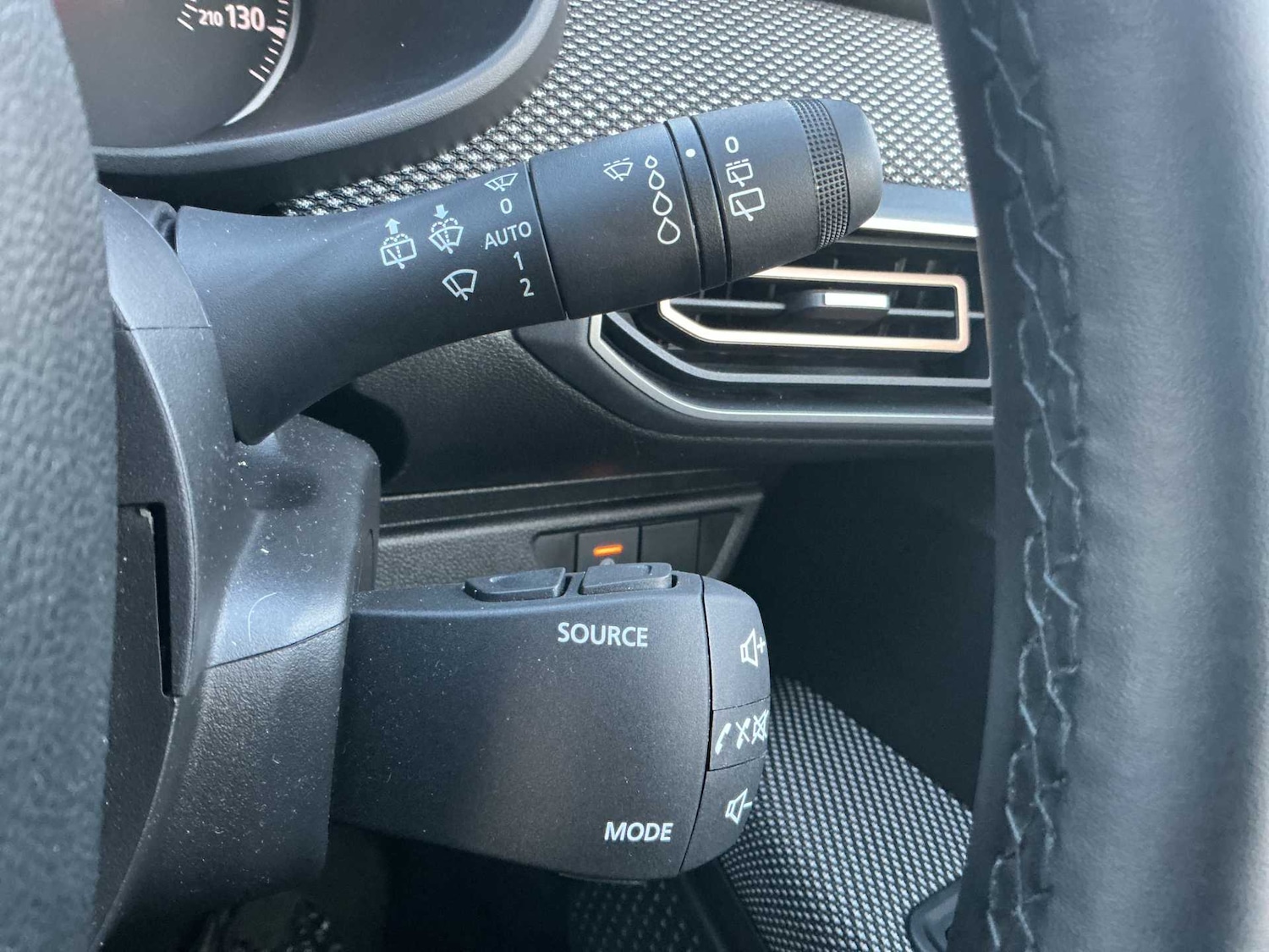 Used Dacia Sandero Stepway 2024 for sale - 76963501: Photo 26