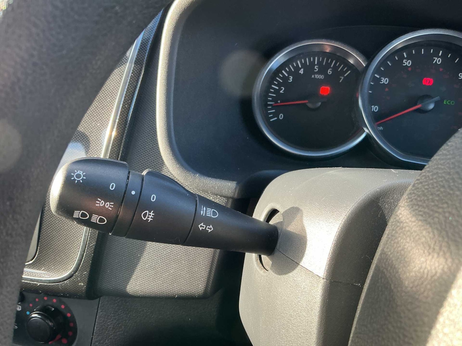 Used Dacia Sandero 2018 for sale - 76407420: Photo 23